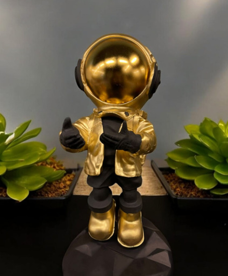 Astronot figürü  resmi